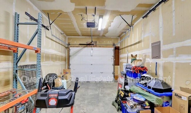 Building Photo - 4202 Pinnacle Cir