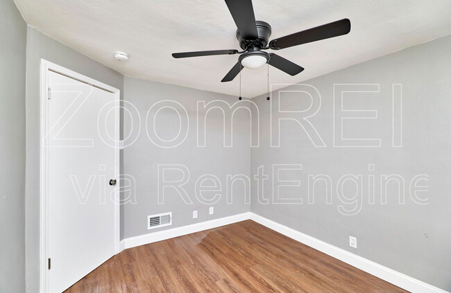 Building Photo - 3361 Delta Dr