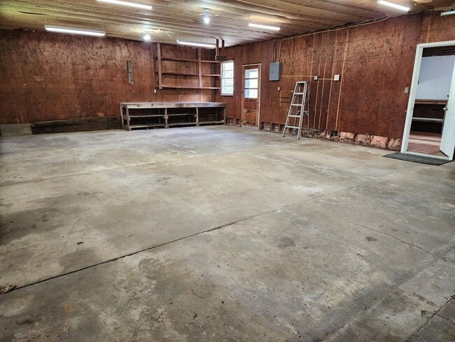 Building Photo - 7522 Utegg Rd