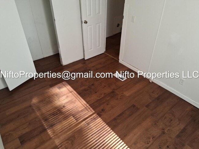 Building Photo - 5592 Aenon Ln
