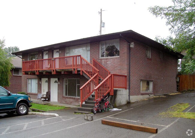 Building Photo - Sunrise Garden Suites