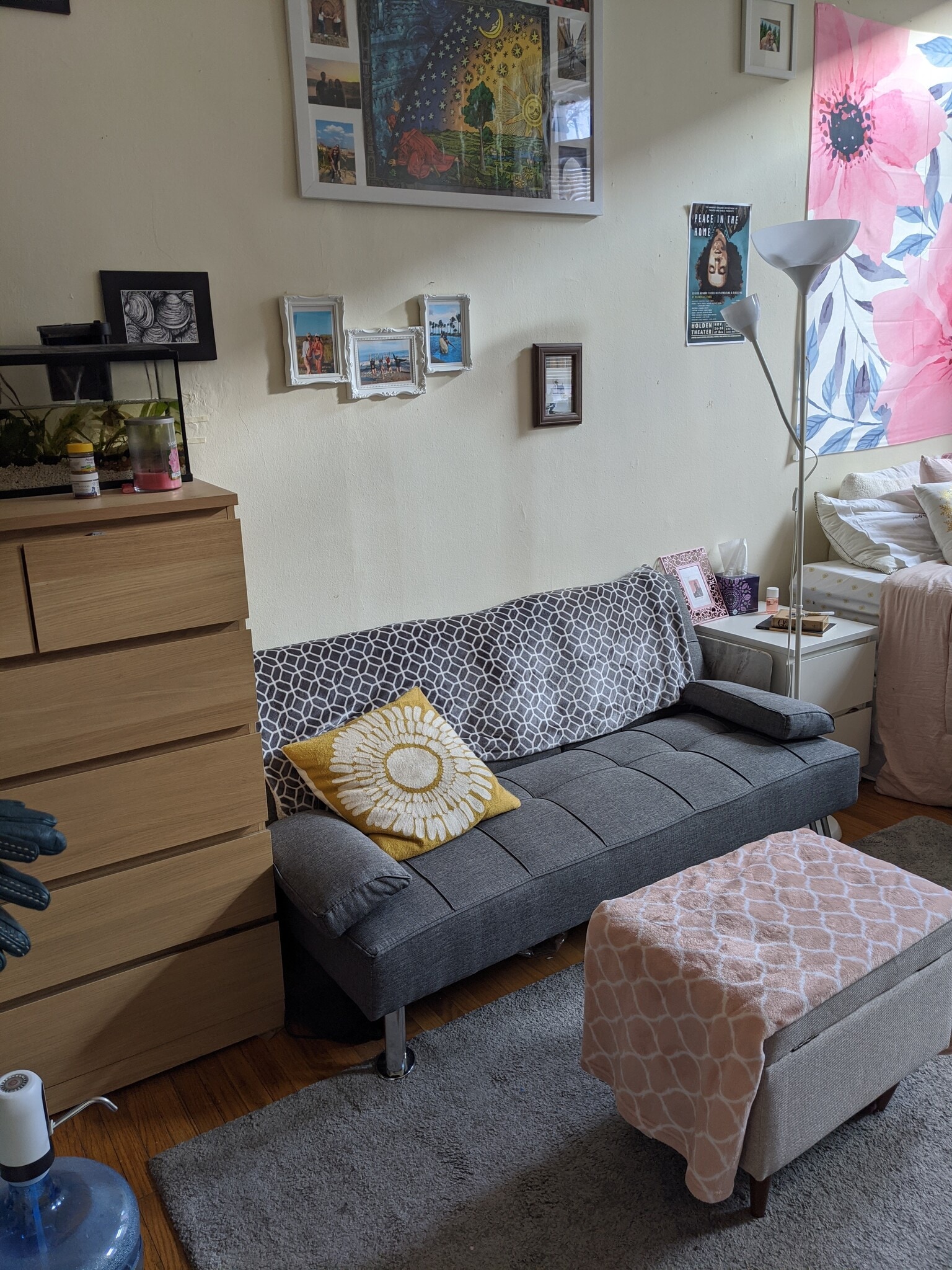 Building Photo - 3909 Pine St