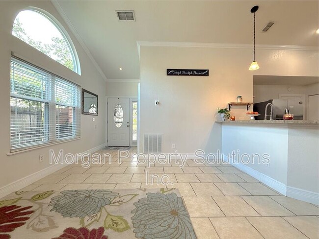 Building Photo - 5328 Denver Dr