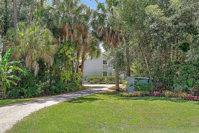 Building Photo - 15629 95th Ave N