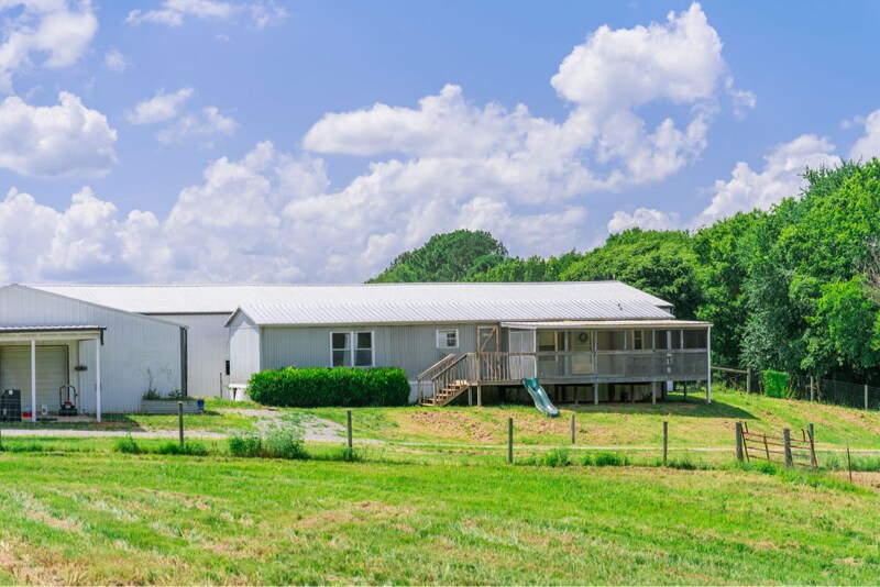 Primary Photo - 1485 Cornersville Hwy