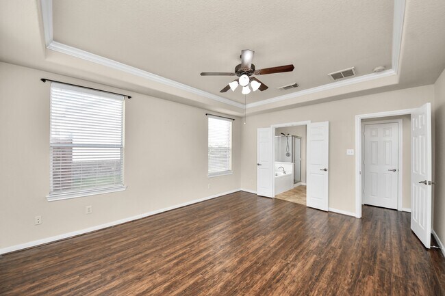 Building Photo - 8627 Sweet Pasture Dr