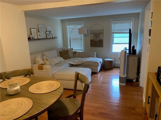 Building Photo - 34 Callender Ave