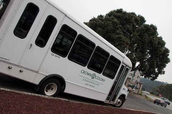 Building Photo - 361 Half Moon Ln