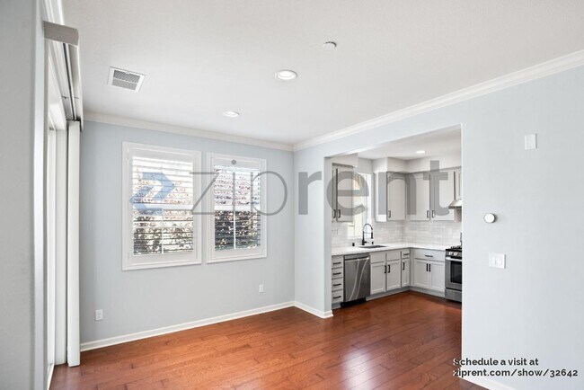 Building Photo - 634 Elderberry Dr