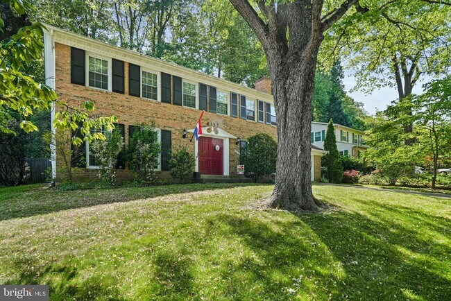 Building Photo - 6117 Larstan Dr