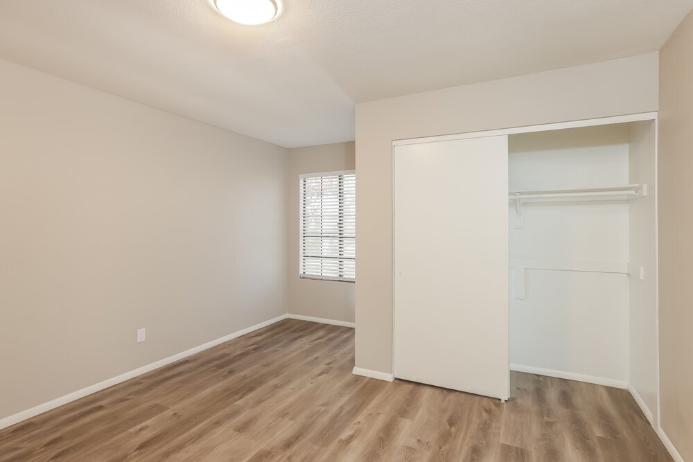 Building Photo - 4517 E Rosemonte Dr