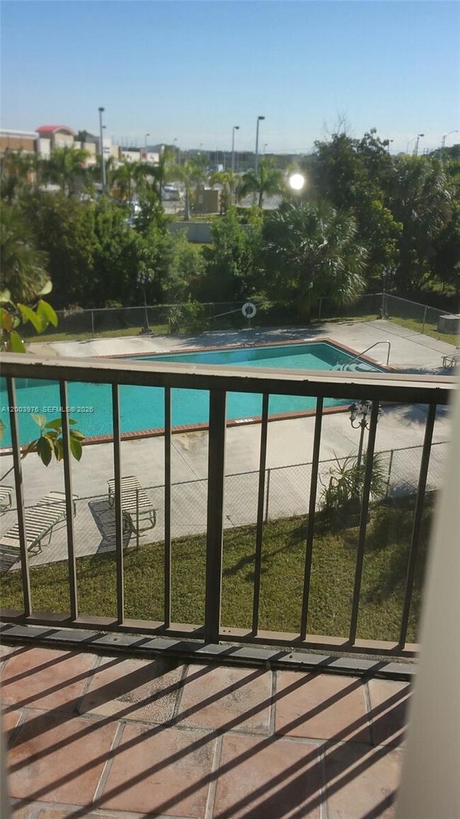 Building Photo - 9405 W Flagler St