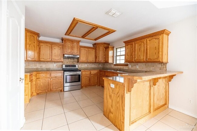 Building Photo - 2121 Kingsborough Ave