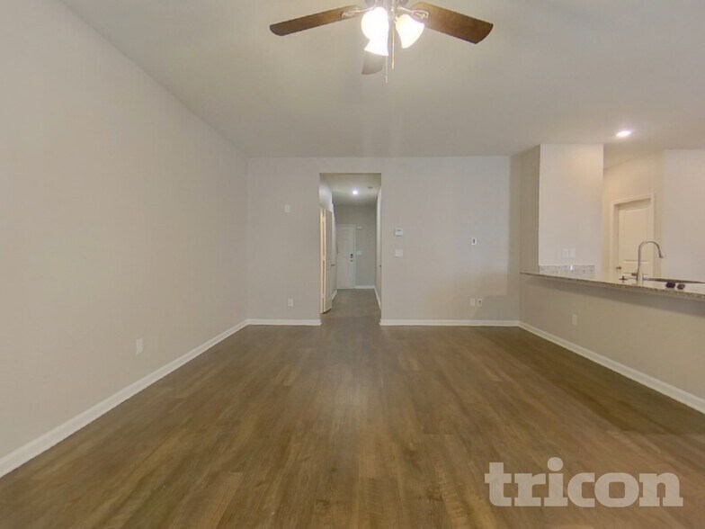 Building Photo - 3542 Falconwood Dr