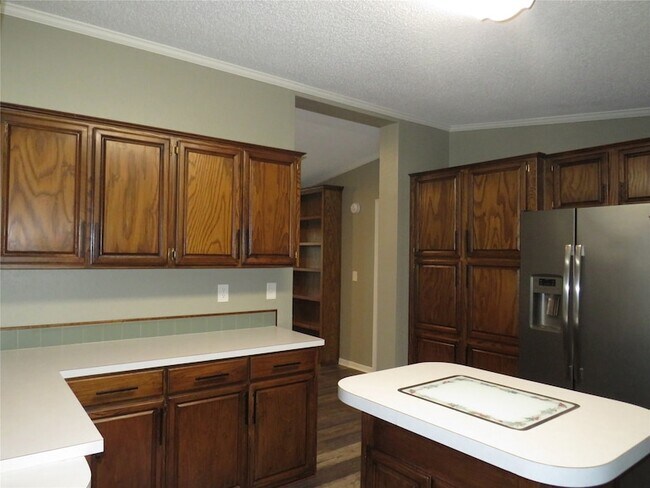 Building Photo - 2151 Crockett Rd