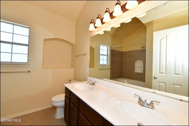 Building Photo - 14157 Robert Ituarte Dr