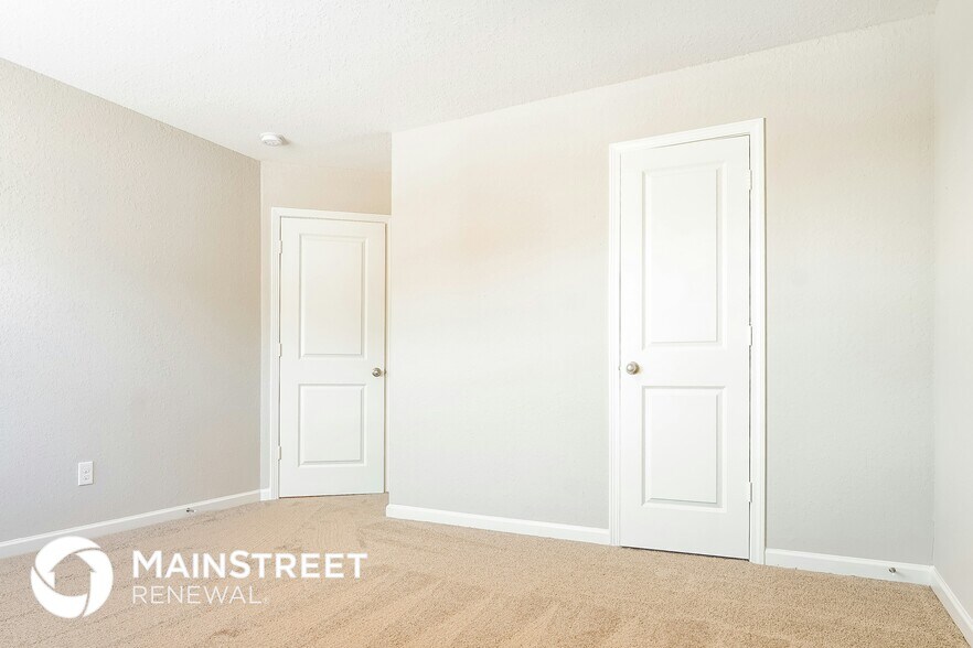 Building Photo - 1012 Nandina Ct