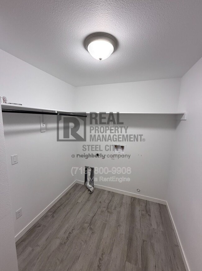 Building Photo - 4041 Barela Ln