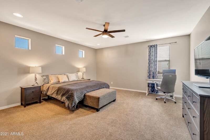 Building Photo - 4164 E Toledo St