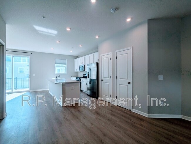 Building Photo - 2281 Polar Wy