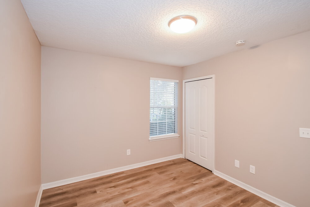 Building Photo - 3376 FL-207