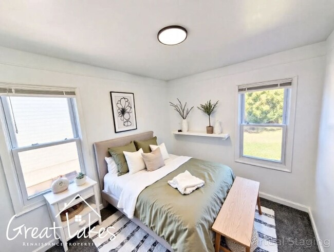 Building Photo - Beautiful 2 Bedroom 1 Bathroom now availab...
