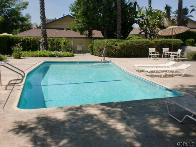 Building Photo - 17952 Ranch Dr