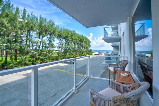 Building Photo - 3450 S Ocean Blvd