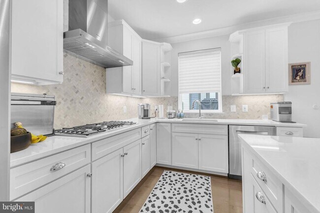 Building Photo - 5106 Fillmore Ave