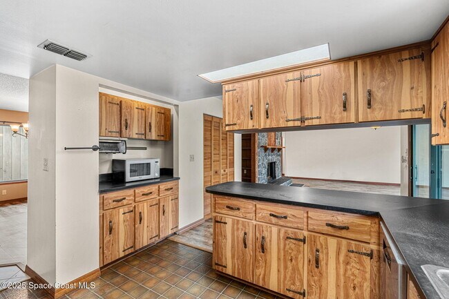 Building Photo - 1387 Gleneagles Ct