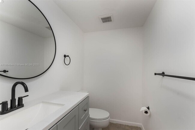 Building Photo - 8401 SW 107th Ave