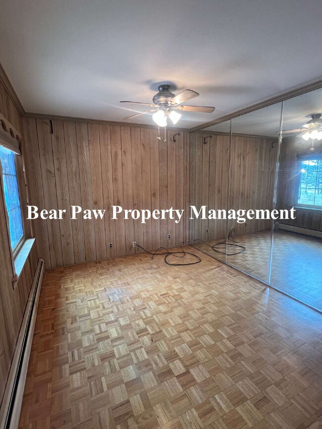 Building Photo - Spacious 4 Bedroom Home in North Evergreen!!