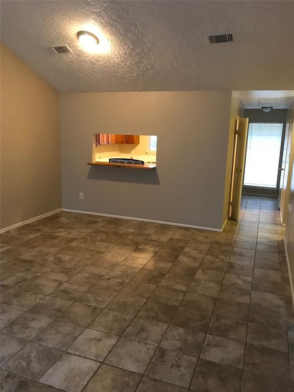 Building Photo - 2431 Autumn Springs Ln