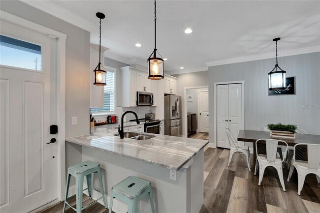 Building Photo - 3002 E 38th Ave