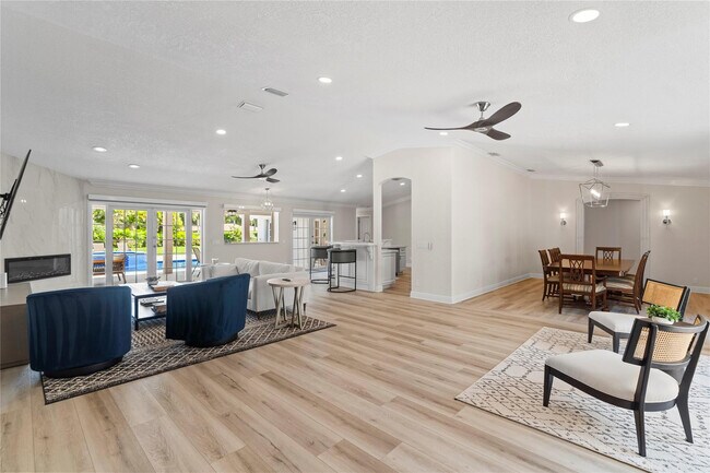 Building Photo - 11391 Sundance Ln