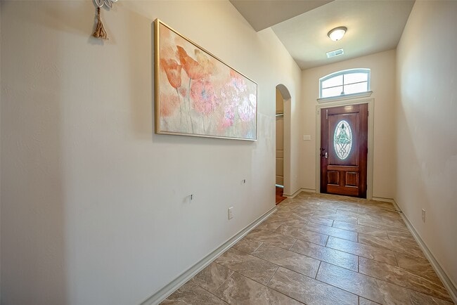 Building Photo - 2211 Argos Dr