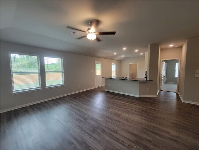 Building Photo - 11736 Whirlaway Dr