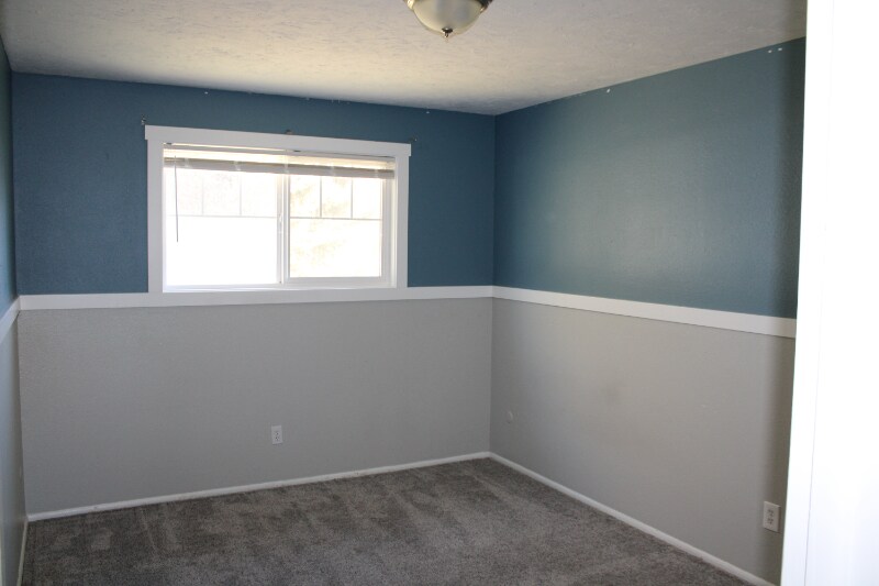 Building Photo - 575 Crimson Cir