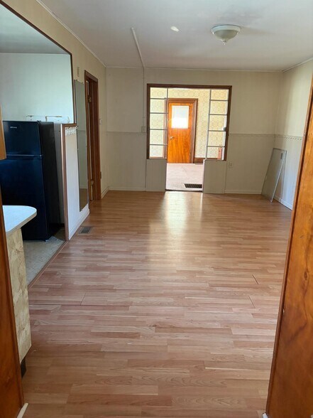 Building Photo - 40 Norwood Ave