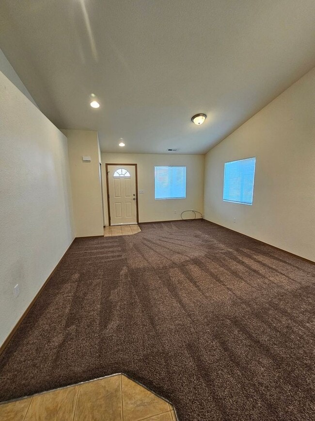 Building Photo - 1205 W Franklin St