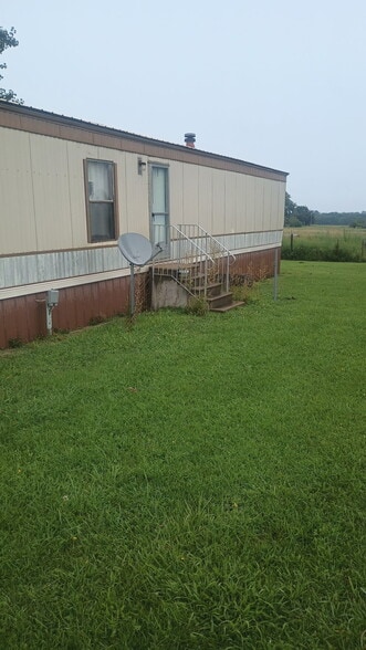 Building Photo - 25315 Whiteman Rd