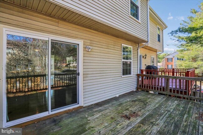 Building Photo - 3 Cinzano Ct