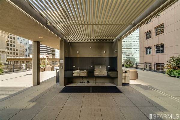 Building Photo - 74 New Montgomery St