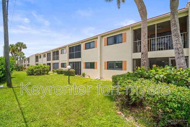 Building Photo - 16380 Dublin Cir