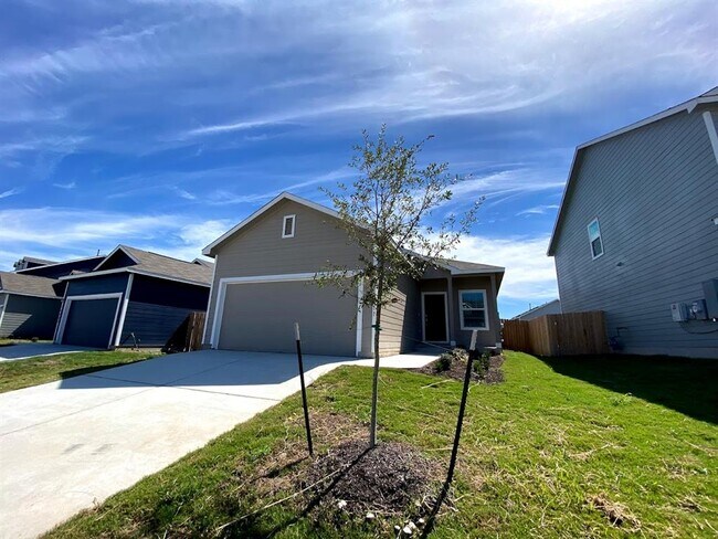 Building Photo - 14217 Sandrock Bnd