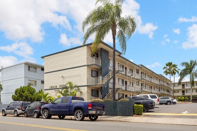 Building Photo - Freshly Remodeled Waipahu Condo | Pearl Harbor Views