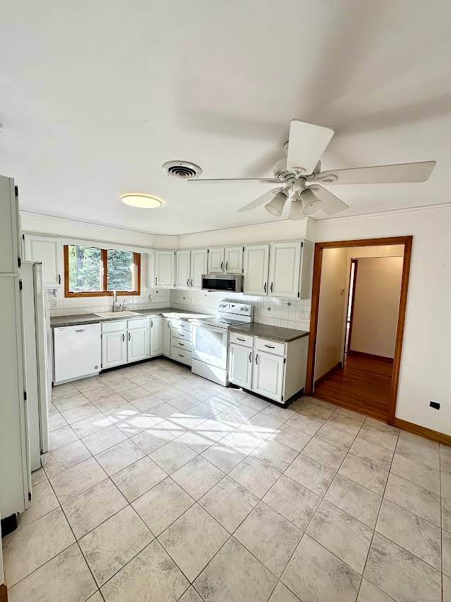 Building Photo - 54 NY-236
