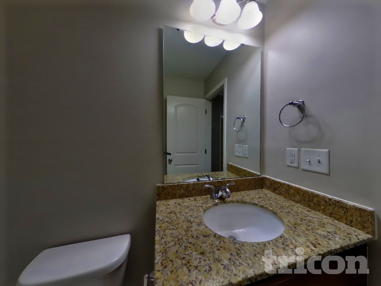 Building Photo - 2037 St Augustine Pl