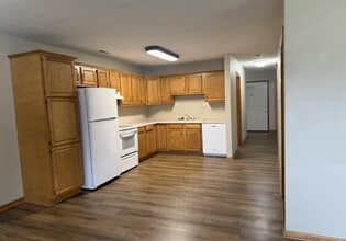 Building Photo - 2117 4th St