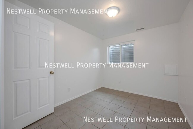 Building Photo - 3045 W 13800 S